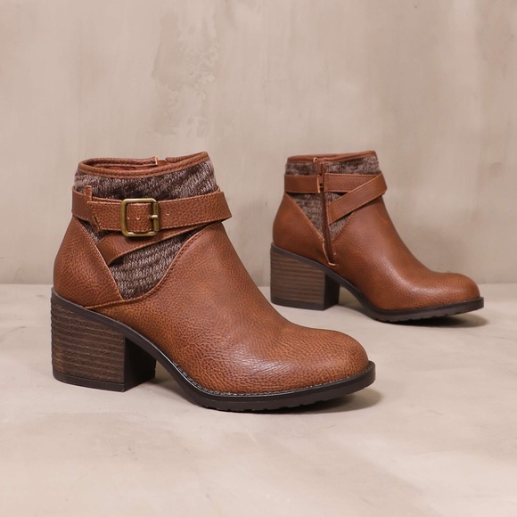 NWT Sweater Boot with Buckle Detail - Picture 1 of 4